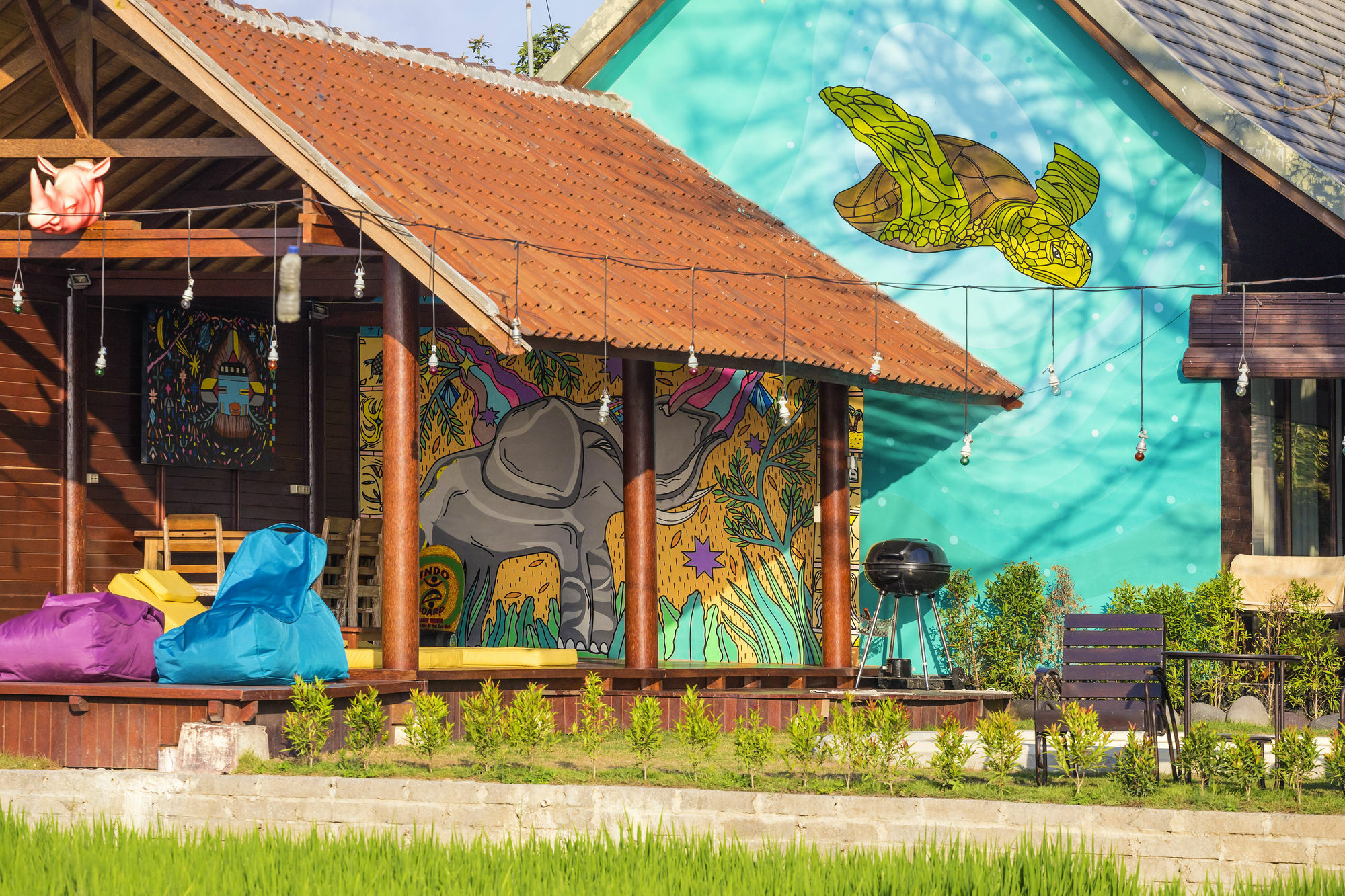 קנגו Big Brother Surf Inn מראה חיצוני תמונה